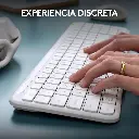 Teclado Logitech Signature Slim K950 Negro,Blanco 2.0 (10).webp