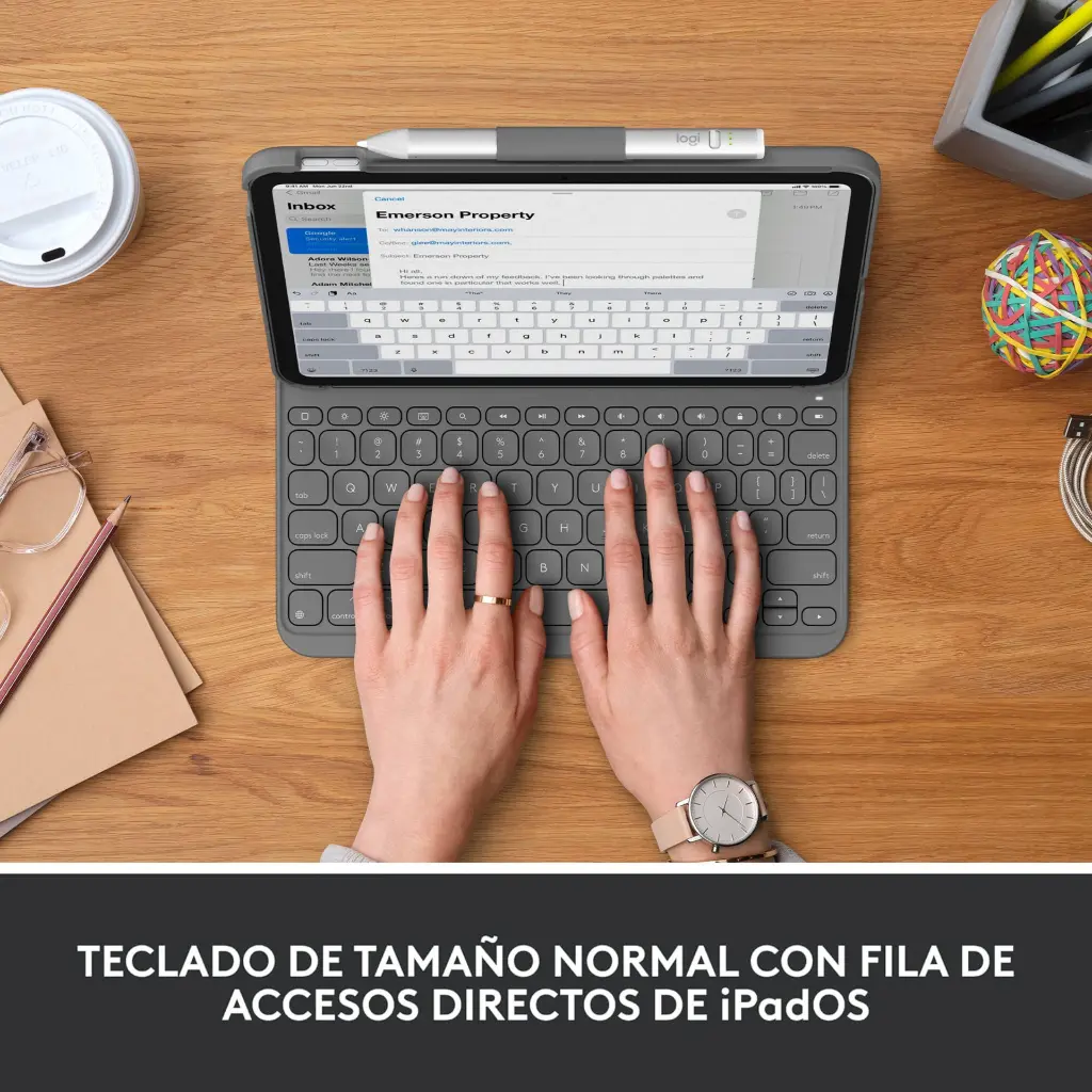 Funda con teclado Logitech Slim Folio Ipad 920-011368 2.0 (4).webp